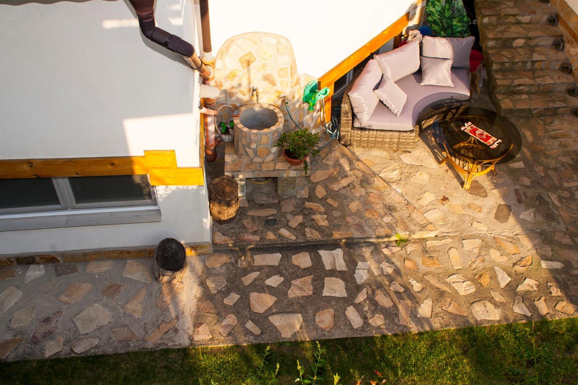 Ози 1 Допълнителна Къща За Гости Ovchartsi  Exterior foto