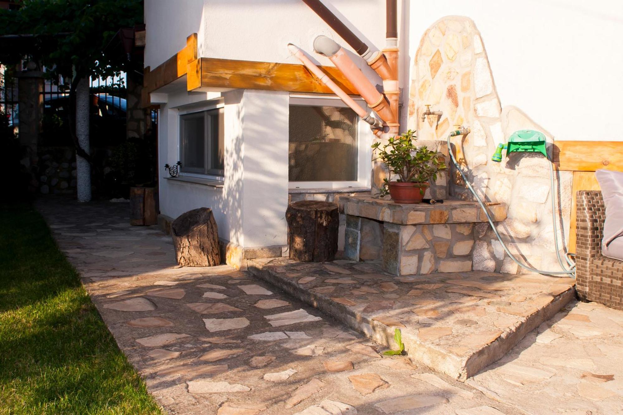 Ози 1 Допълнителна Къща За Гости Ovchartsi  Exterior foto